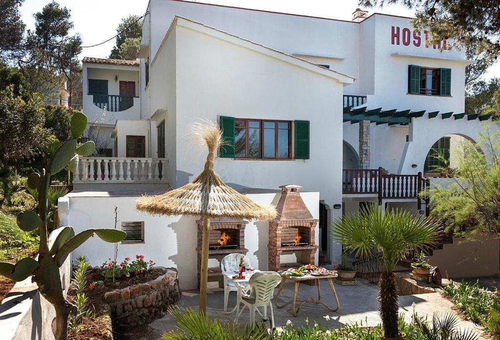 Hostal Los Pinos Cala San Vicente (Mallorca) Exterior foto
