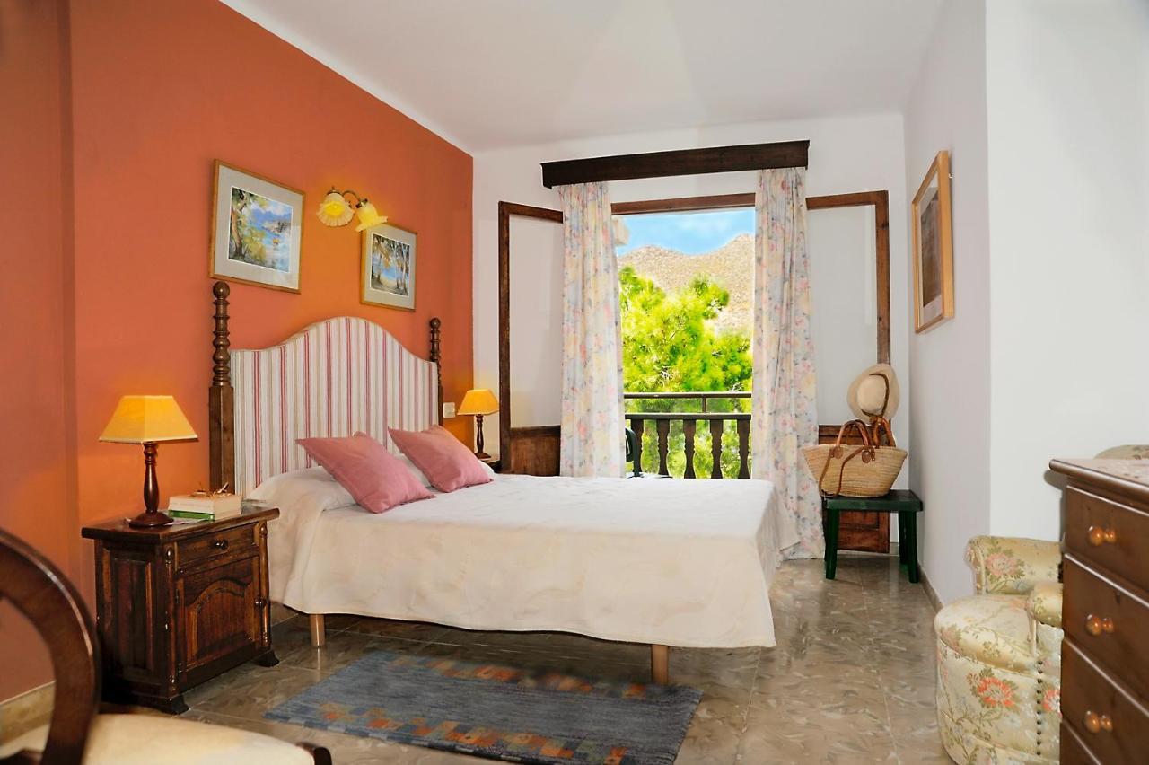 Hostal Los Pinos Cala San Vicente (Mallorca) Exterior foto