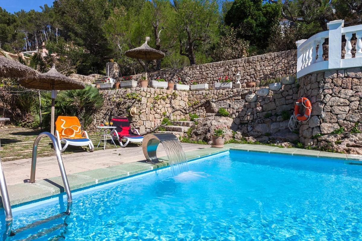 Hostal Los Pinos Cala San Vicente (Mallorca) Exterior foto